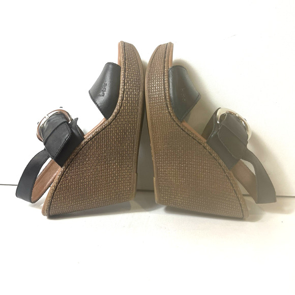 b.o.c Born Womens 7M Wedge Heel Sandals Leather Black Casual Sling Back Open Toe - Picture 5 of 12